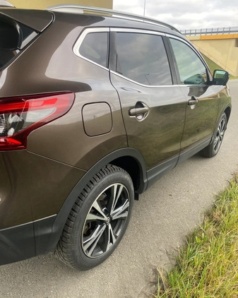 Nissan Qashqai cena 62000 przebieg: 182999, rok produkcji 2017 z Częstochowa małe 137